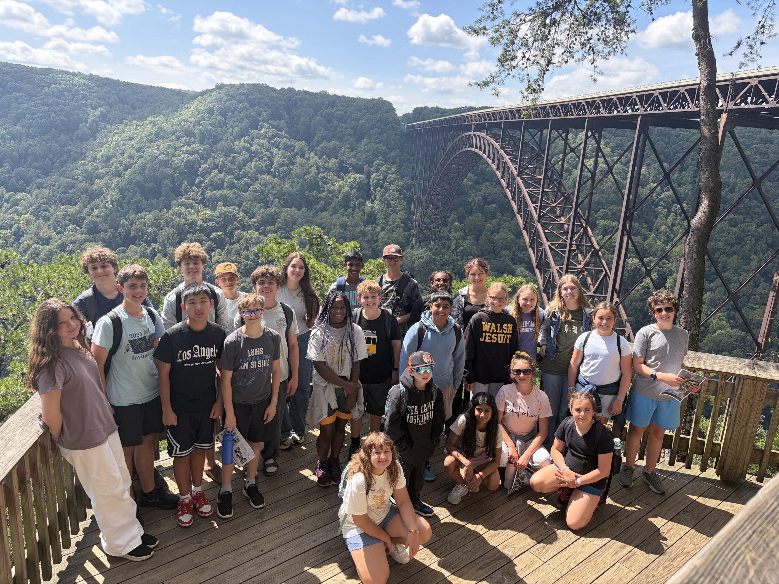Hudson Montessori School | Middle School students build connections to community and curriculum during fall trip